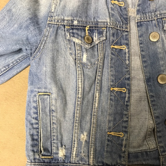 American Eagle denim jacket - Picture 2 of 3